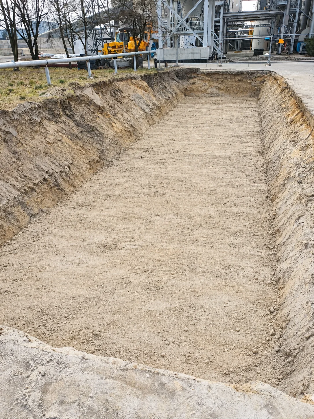 Jak przygotować teren pod wagę samochodową 60 ton