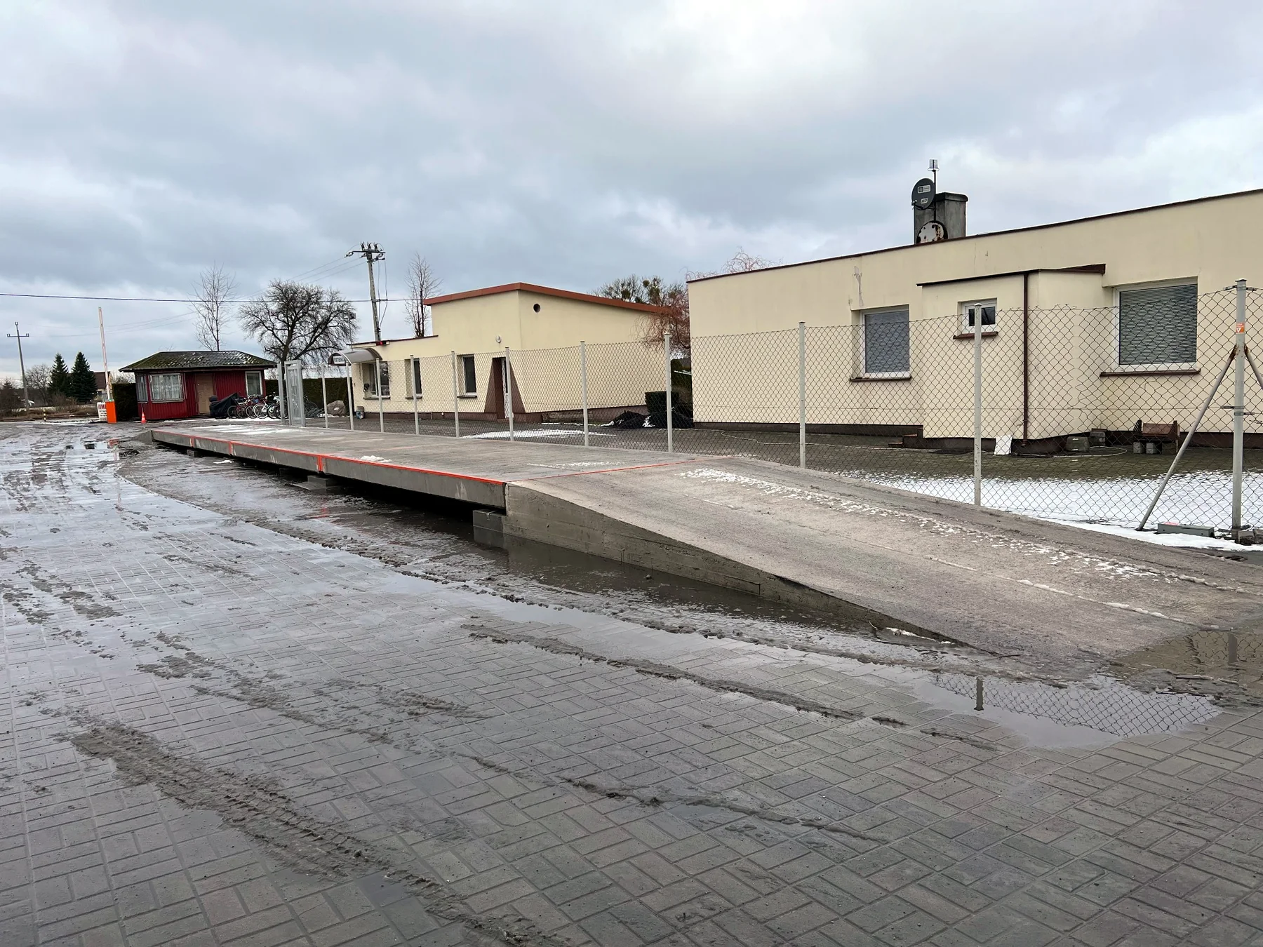 Waga samochodowa najazdowa NIRWAG w warunkach zimowych